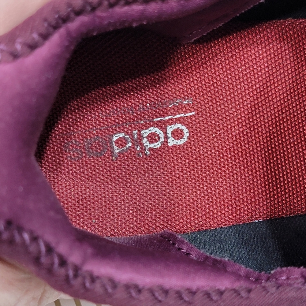 Adidas Cloudfoam Women's Size 10 Red Burgundy Running Shoes Sneakers EE8076. - Picture 7 of 7